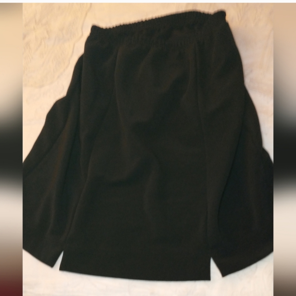 Black Blazer Skirt Set - Picture 4 of 9